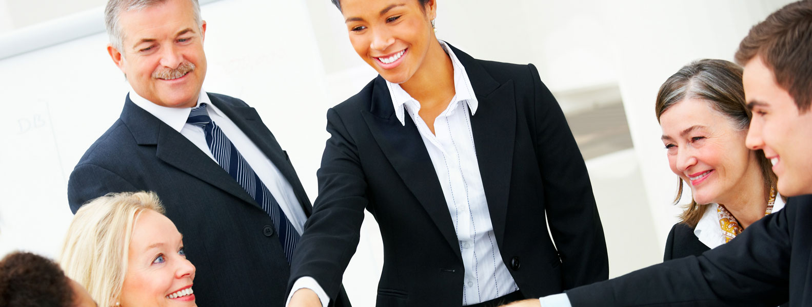 有没有直充的自动攻击网站工具下载